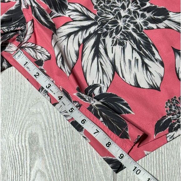 Men’s swim trunks size 30 - Picture 3 of 3